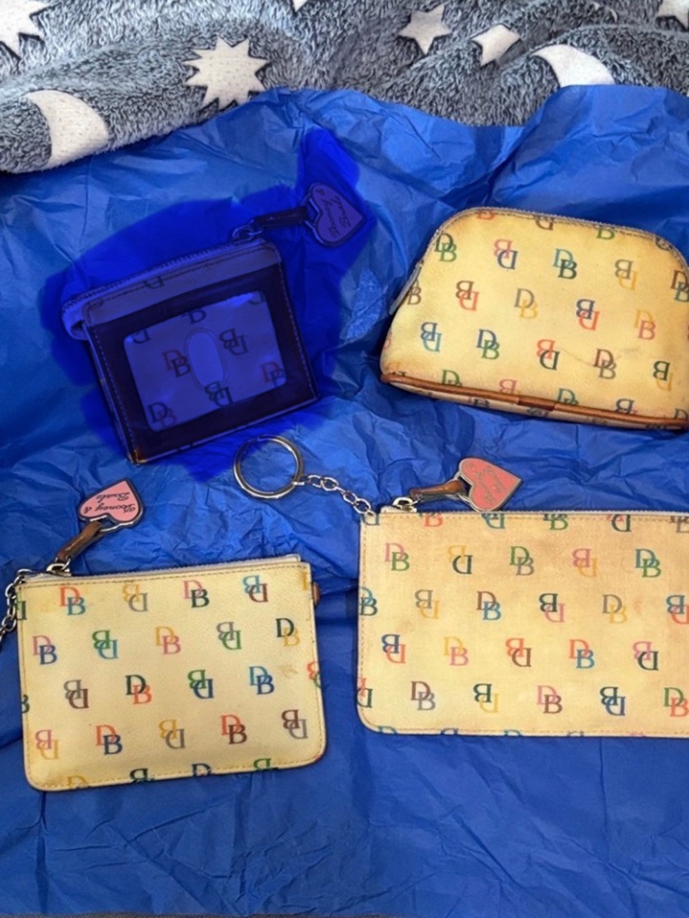 Dooney & Bourke White CC Cosmetic Bag, Lg & Sm Coin Pouch Keychain Set